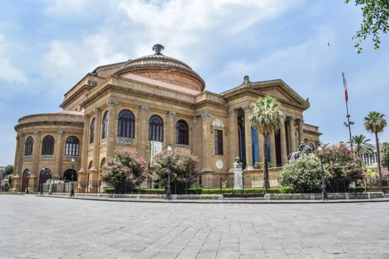 Scopri di più sull'articolo Changes Coworking a due passi dal Teatro Massimo a Palermo!